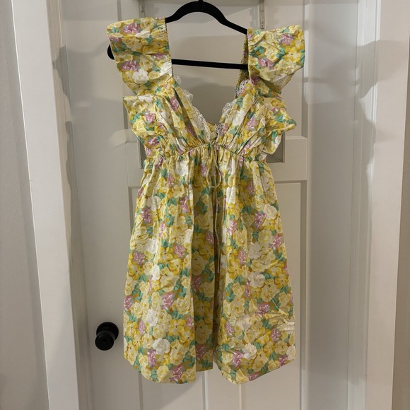 For Love And Lemons Dresses & Skirts - NWT For Love & Lemons Tamra Yellow Floral Mini Dress Size L $248 Puff sleeve